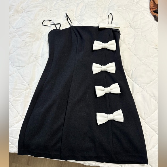 REVOLVE Dresses & Skirts - LIV FOSTER dress 6